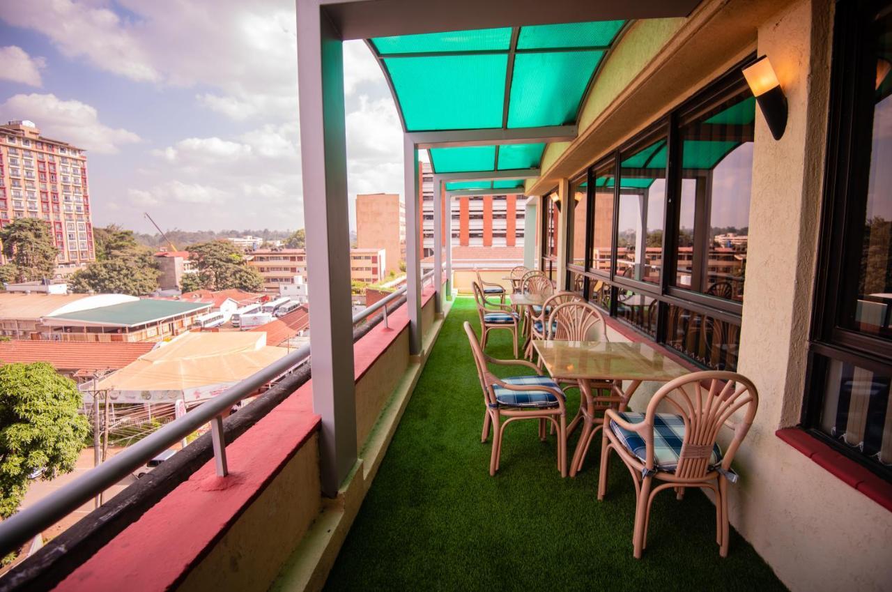 The Crossroads Hotel, Westlands Hotel