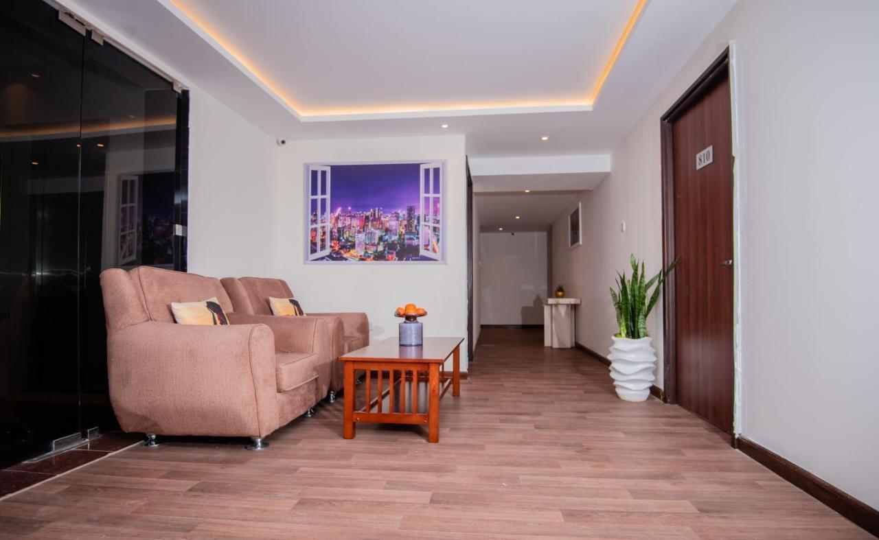 The Crossroads Hotel, Westlands Hotel 3*