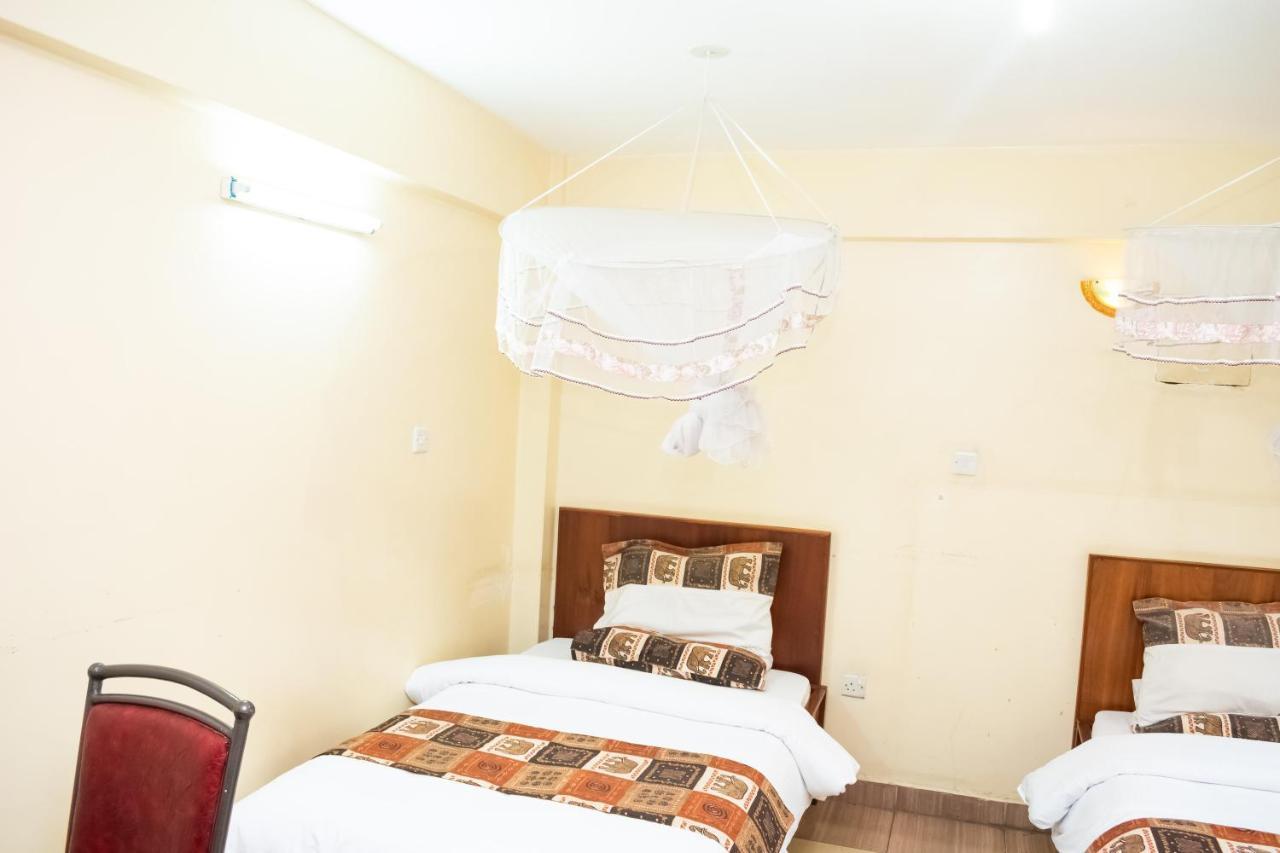 Ngara Riverside Hotel
