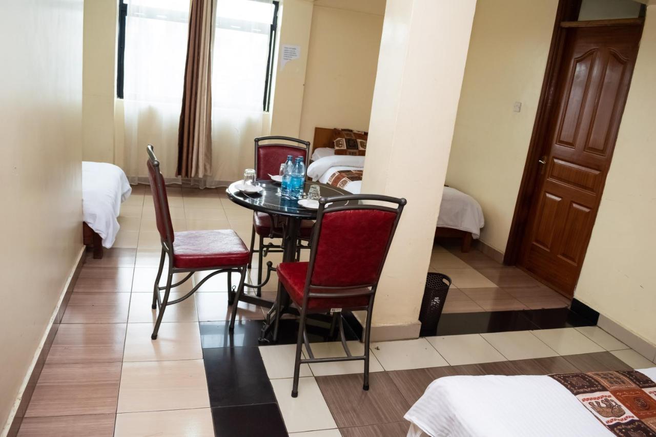 Hotel Ngara Riverside 2*
