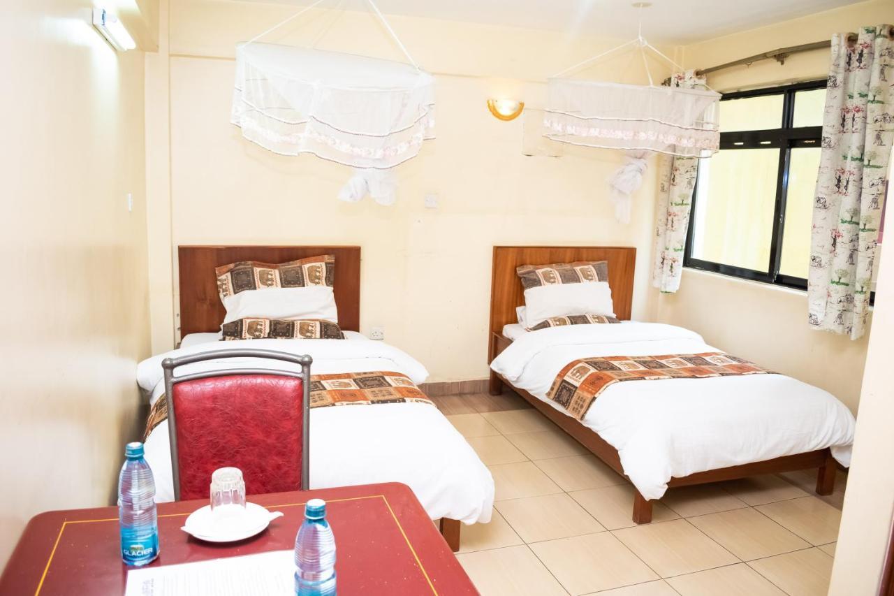 Ngara Riverside Hotel 2*