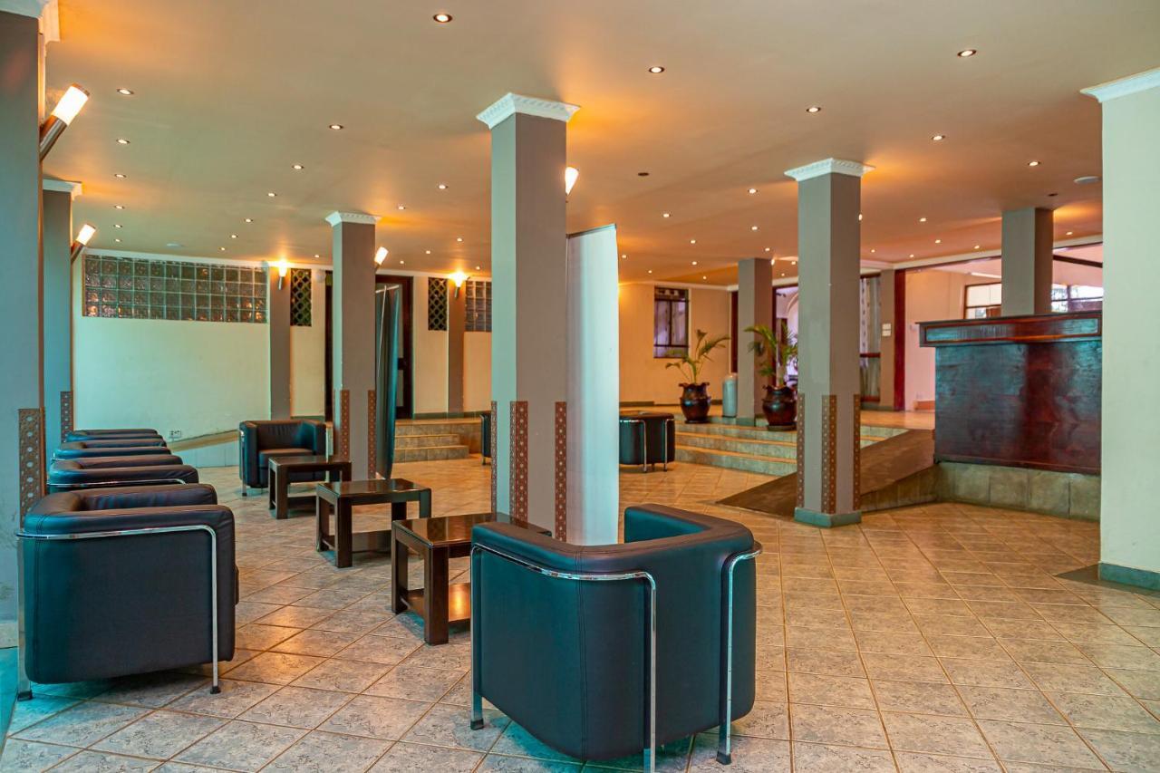Desmond Tutu Conference Centre Hotel 3*