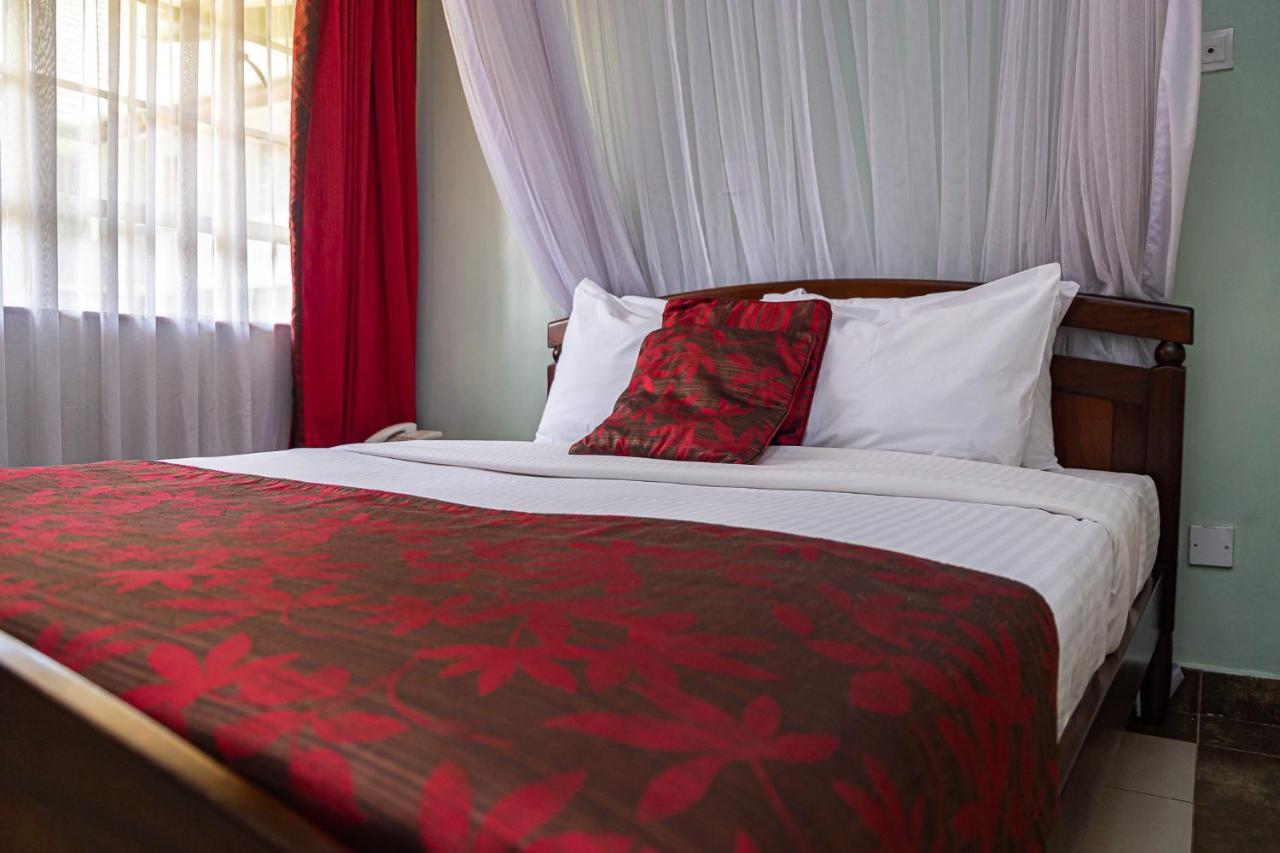 Desmond Tutu Conference Centre Hotel 3*