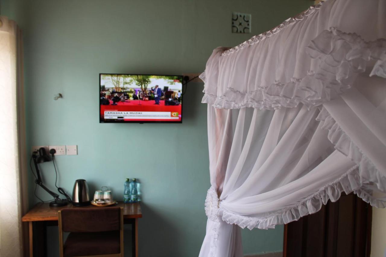 Masai Game Hotel *