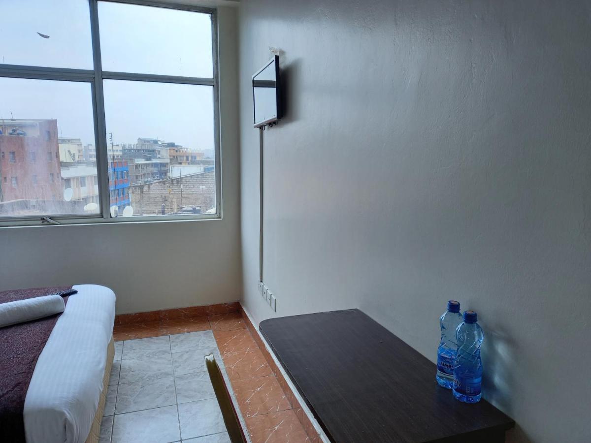Fahari Triple Hotel 3*