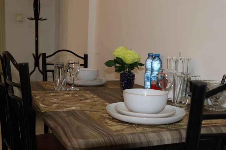 Spring Garden Apartment *