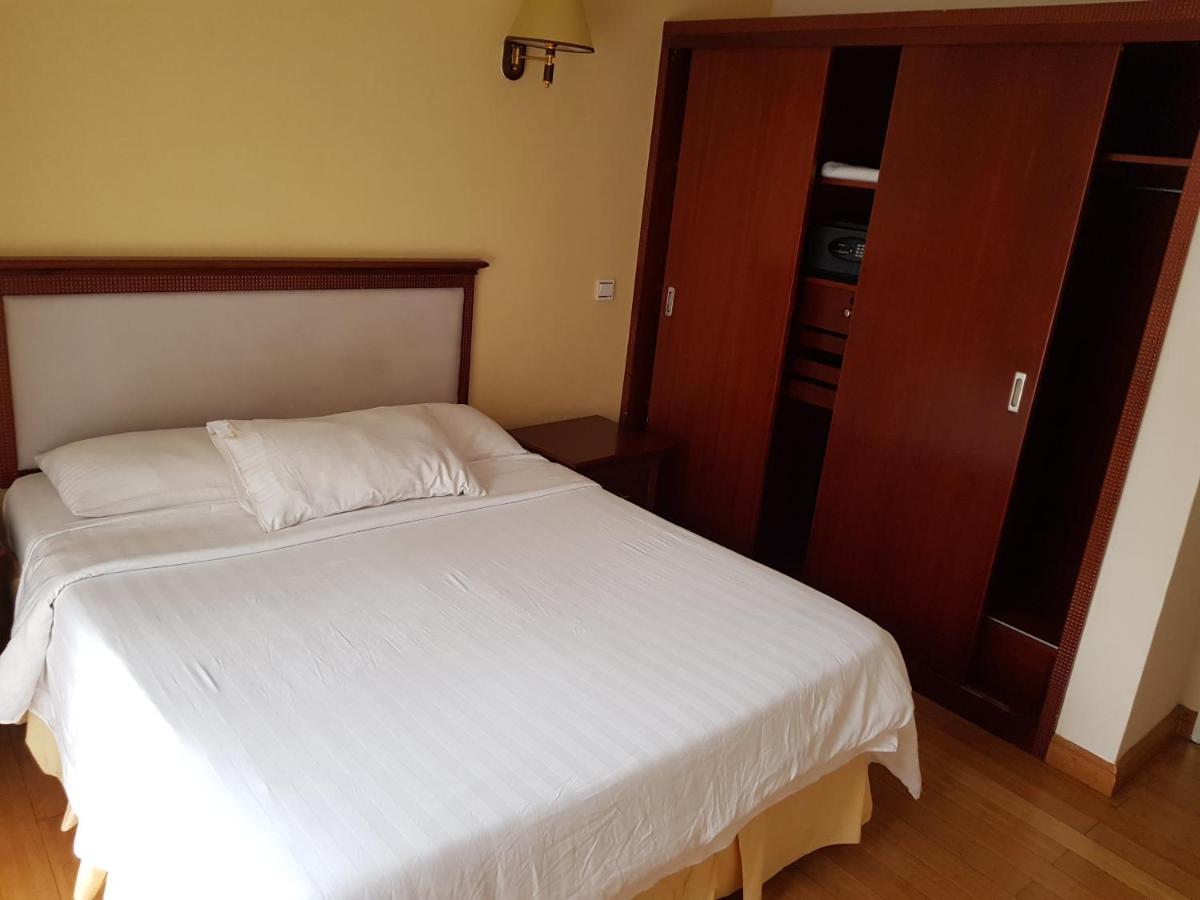 Natural Oak Aparthotel *