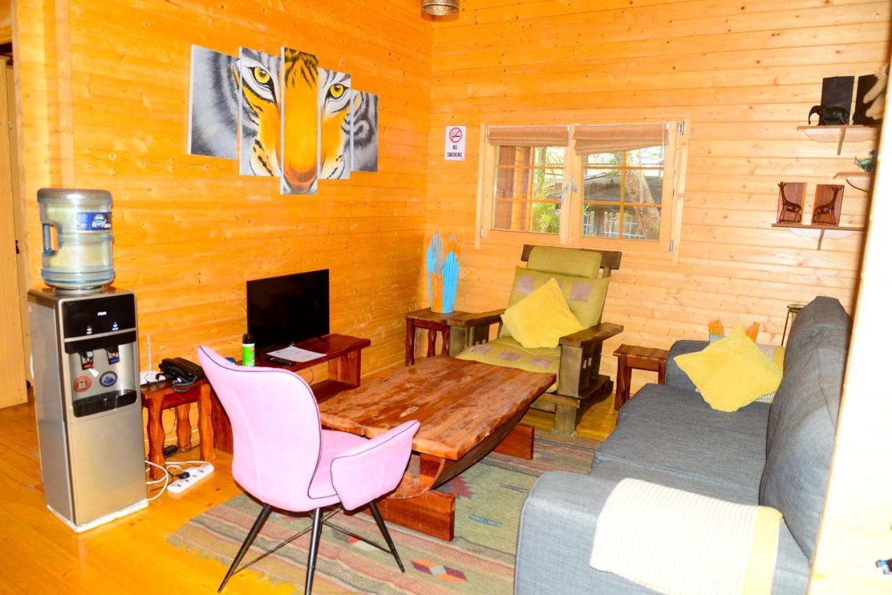 Chalet Severine And Lounge Ltd