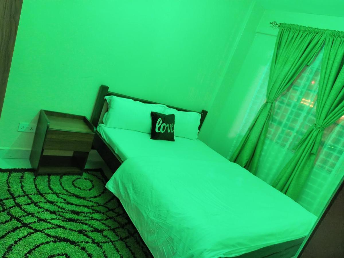 Apartamento Swan Apartments, *
