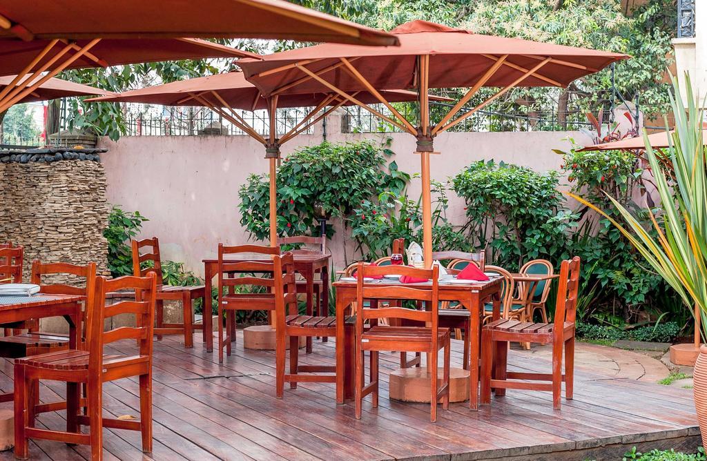 Bed & Breakfast Mvuli House