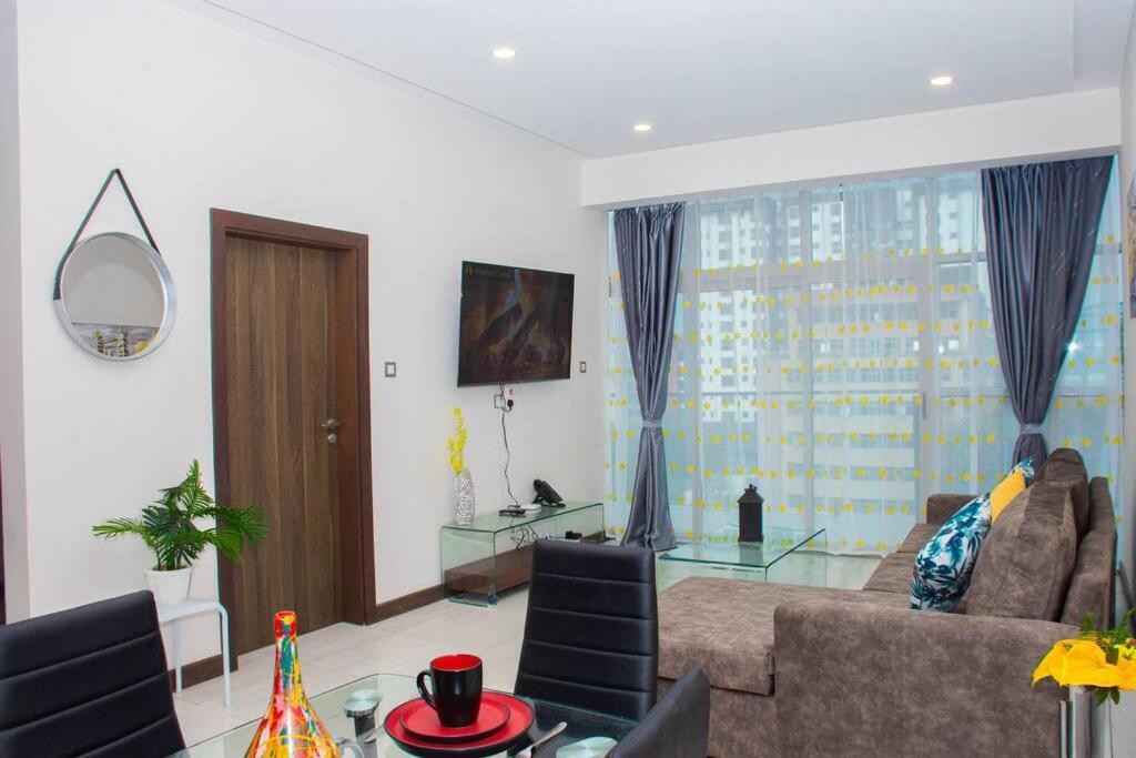 Skynest Westlands Secure New Modern & Chic