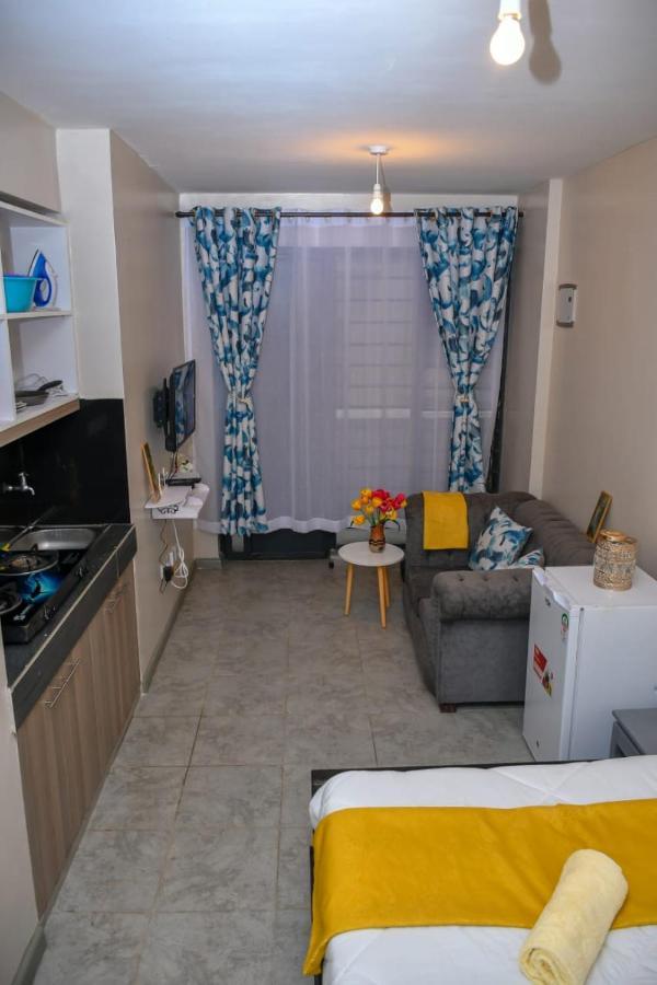 Lux Royal Suburbs Apartment *
