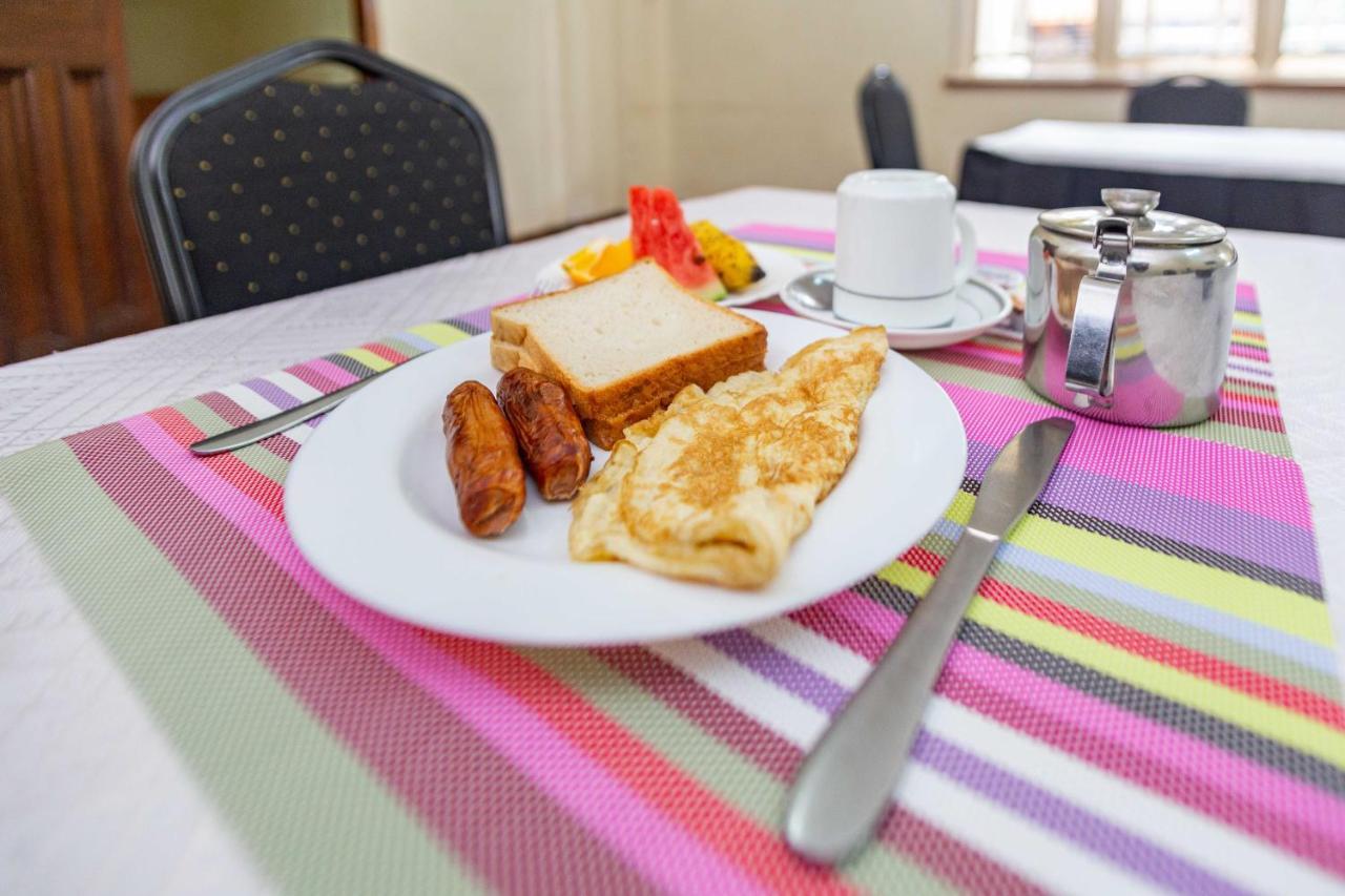 Hotel Impala Parklands 3*