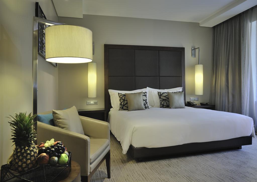 Dusitd2 Hotel