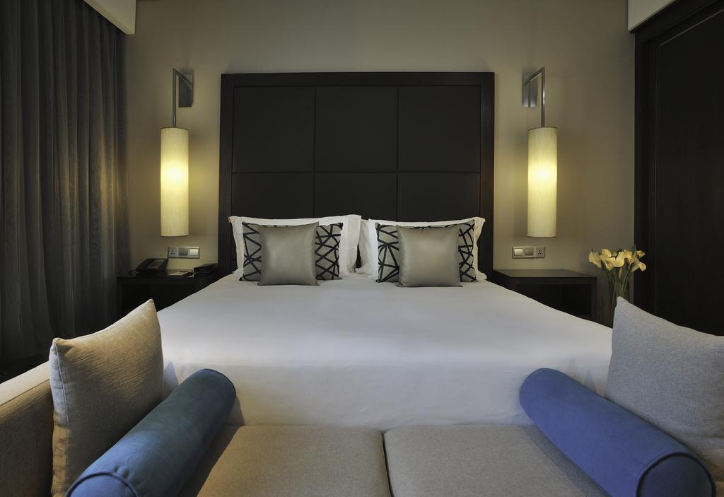 Hotel Dusitd2