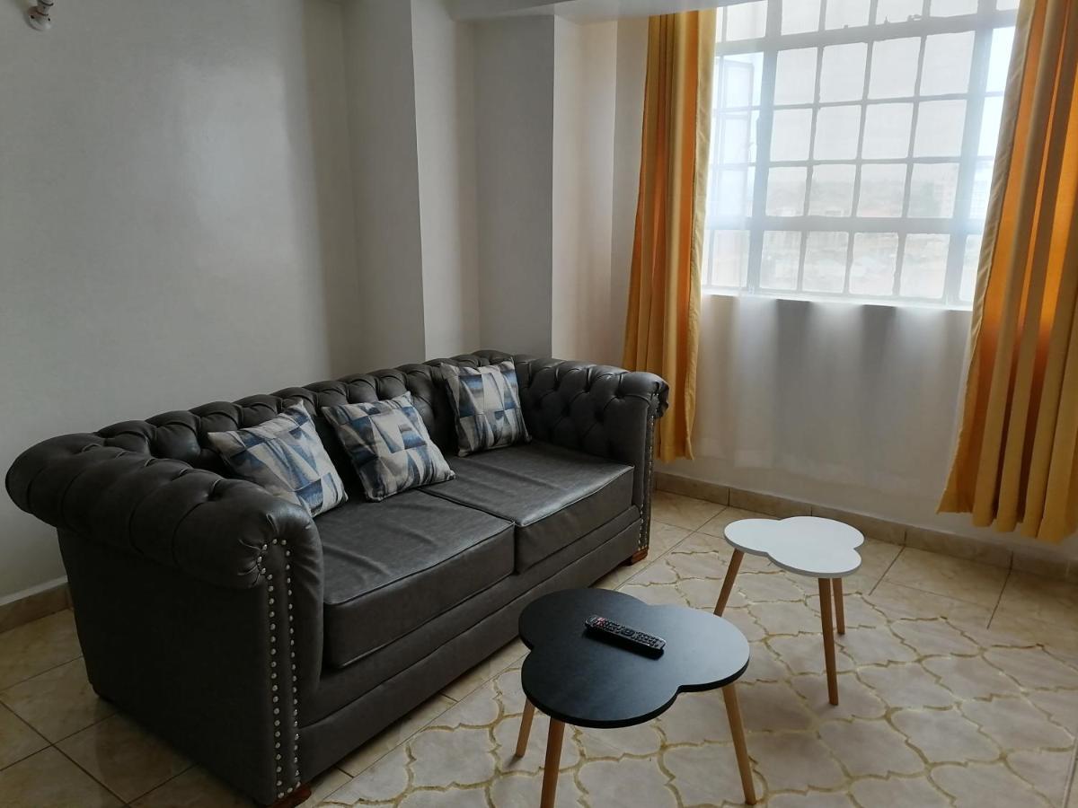 Apartment Luxurious 1 Bedroom, Netflix, 10mbps Wifi, Free Parking, 24/7 Security, Along Ngong Rd Nairobi