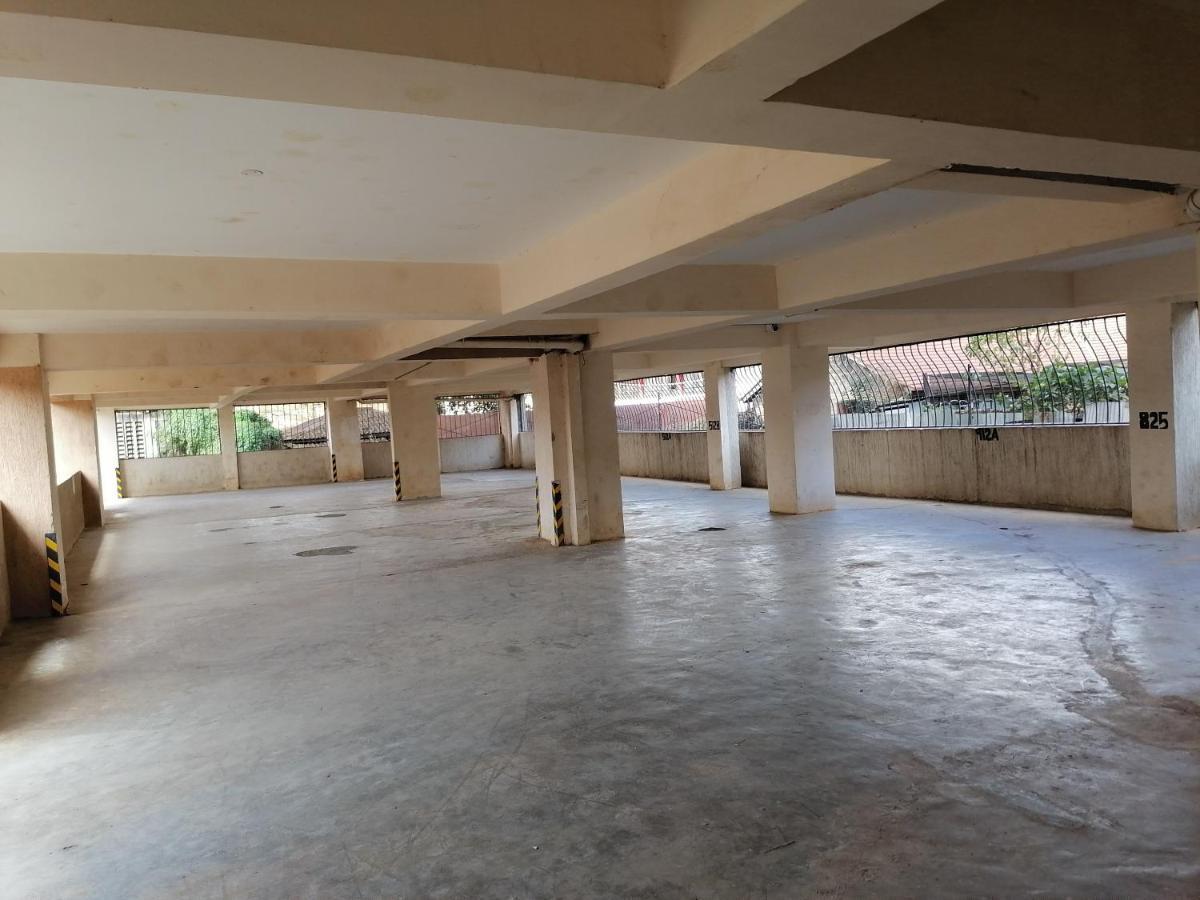 Luxurious 1 Bedroom, Netflix, 10mbps Wifi, Free Parking, 24/7 Security, Along Ngong Rd Nairobi