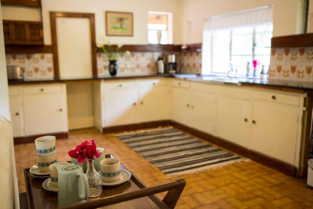 Beautiful Historic Stand Alone In Muthaiga, Villa Nairobi