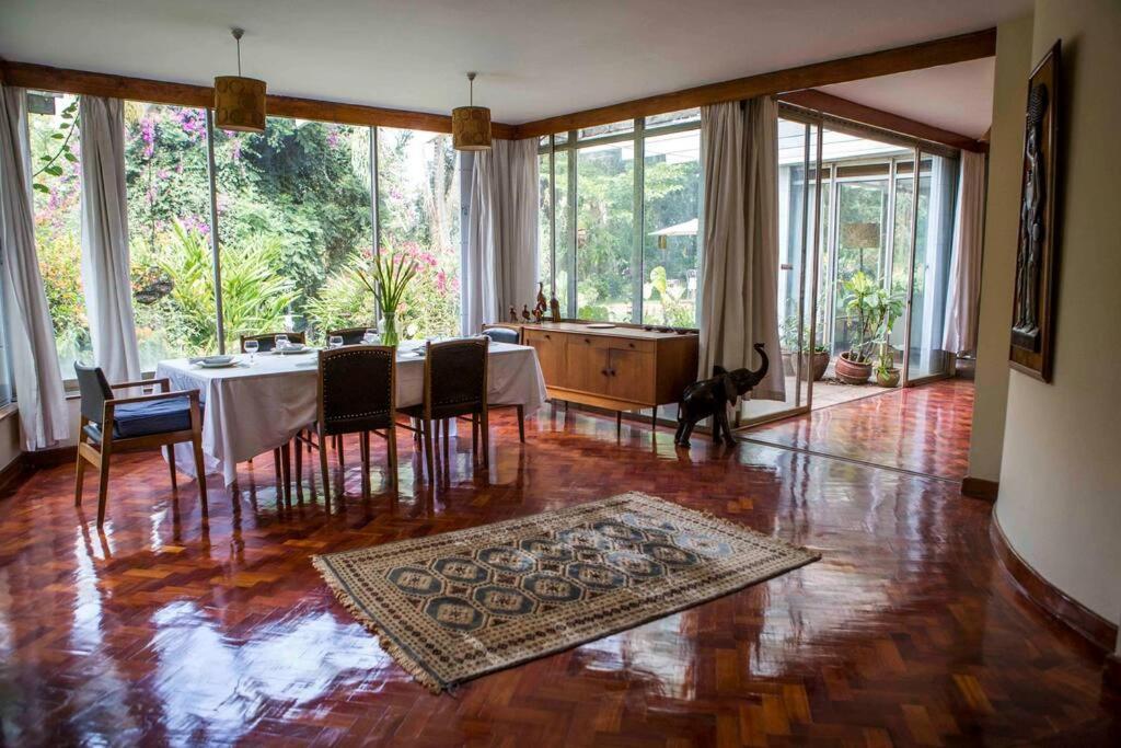 Villa Beautiful Historic Stand Alone In Muthaiga, *