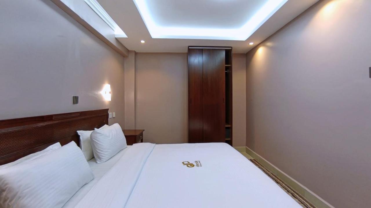 Decale Palace Hotel