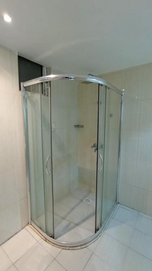 Decale Palace 3* Nairobi