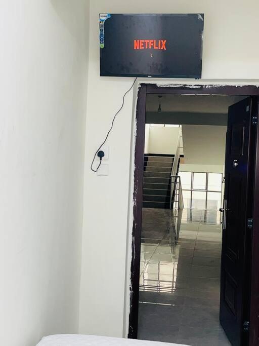 Cozy And Budget Studio In A Kilimani * Nairobi