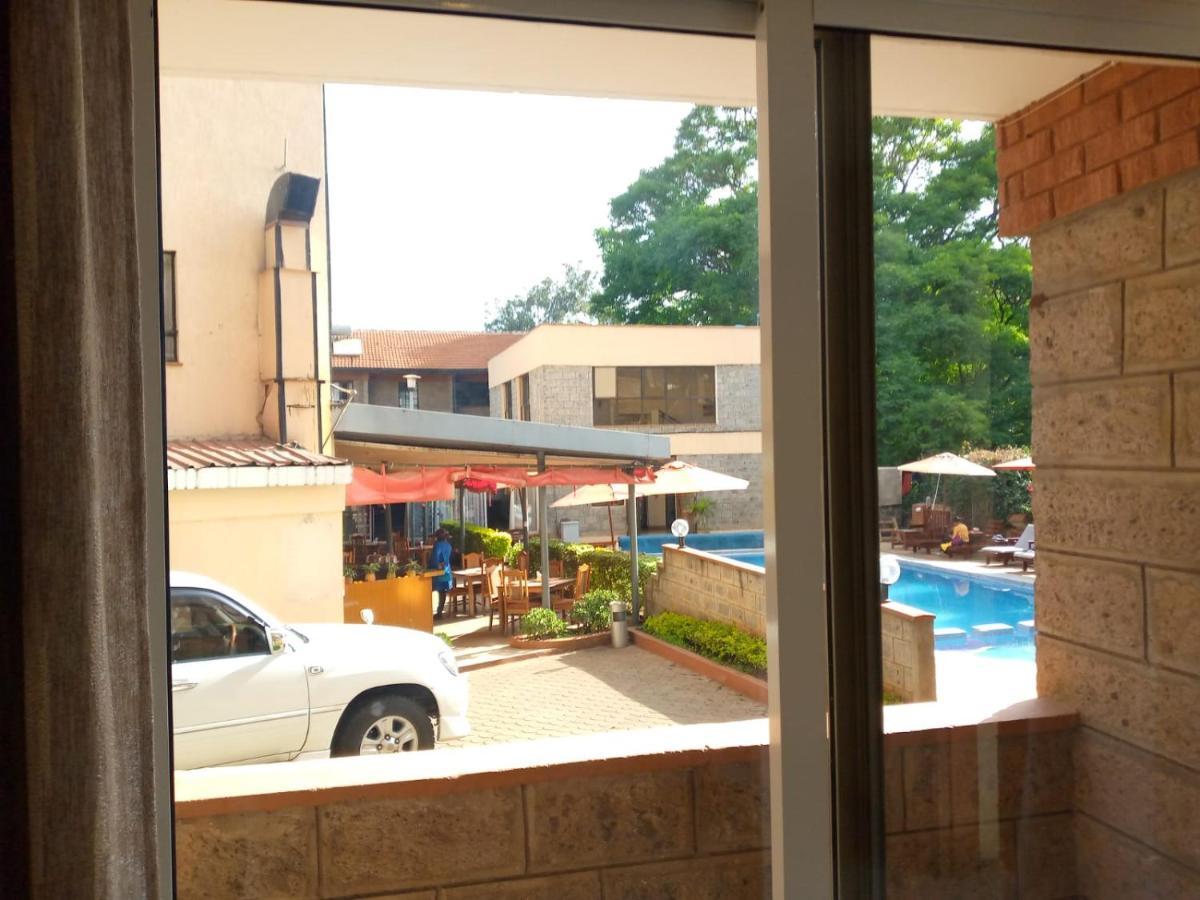 Lux Westlands Business *