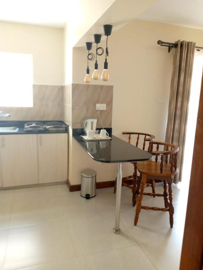 Lux Westlands Business * Nairobi