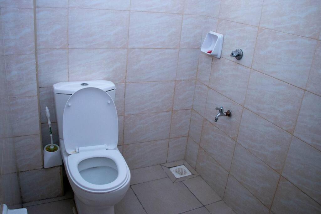 Lovely Fully Furnished And Serviced 4-bedroom Apartment *