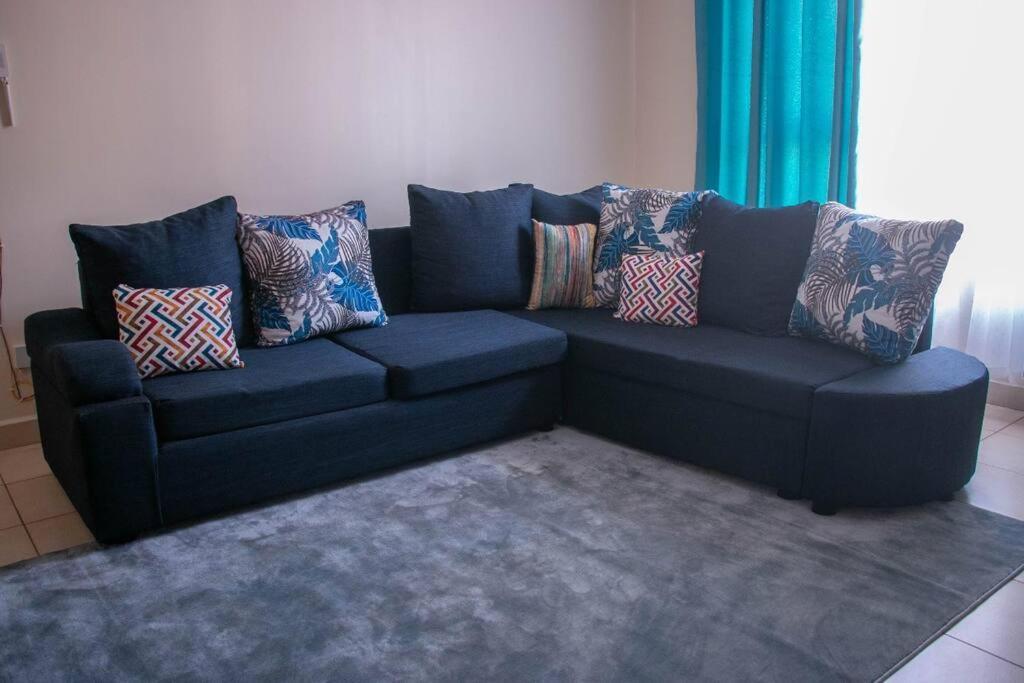 Apartment Lovely Fully Furnished And Serviced 4-bedroom Nairobi