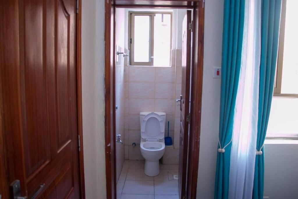Lovely Fully Furnished And Serviced 4-bedroom Apartment