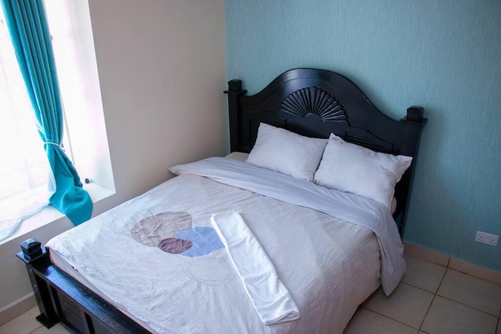 Lovely Fully Furnished And Serviced 4-bedroom * Nairobi