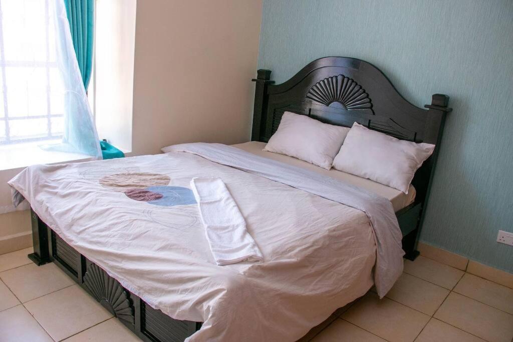 Lovely Fully Furnished And Serviced 4-bedroom * Nairobi
