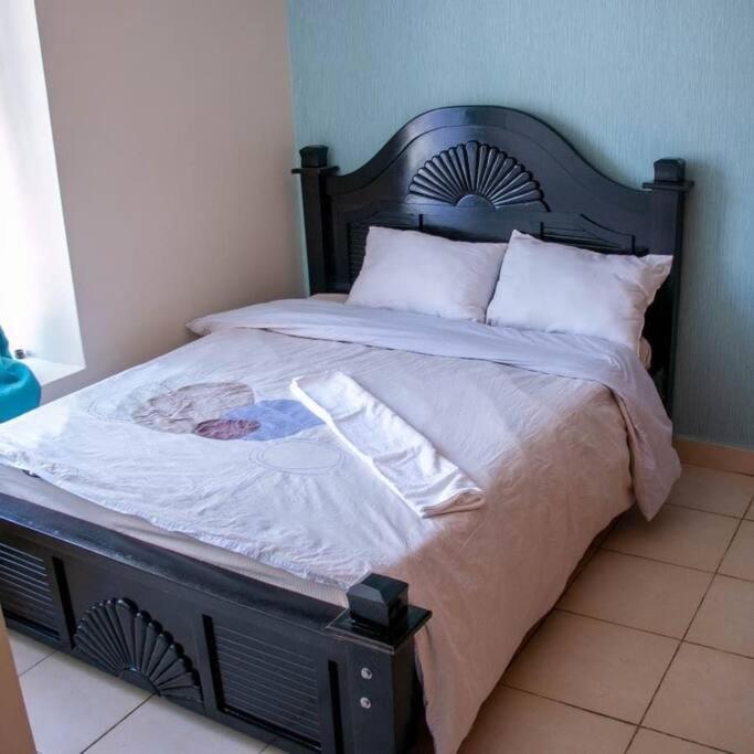 Lovely Fully Furnished And Serviced 4-bedroom * Nairobi
