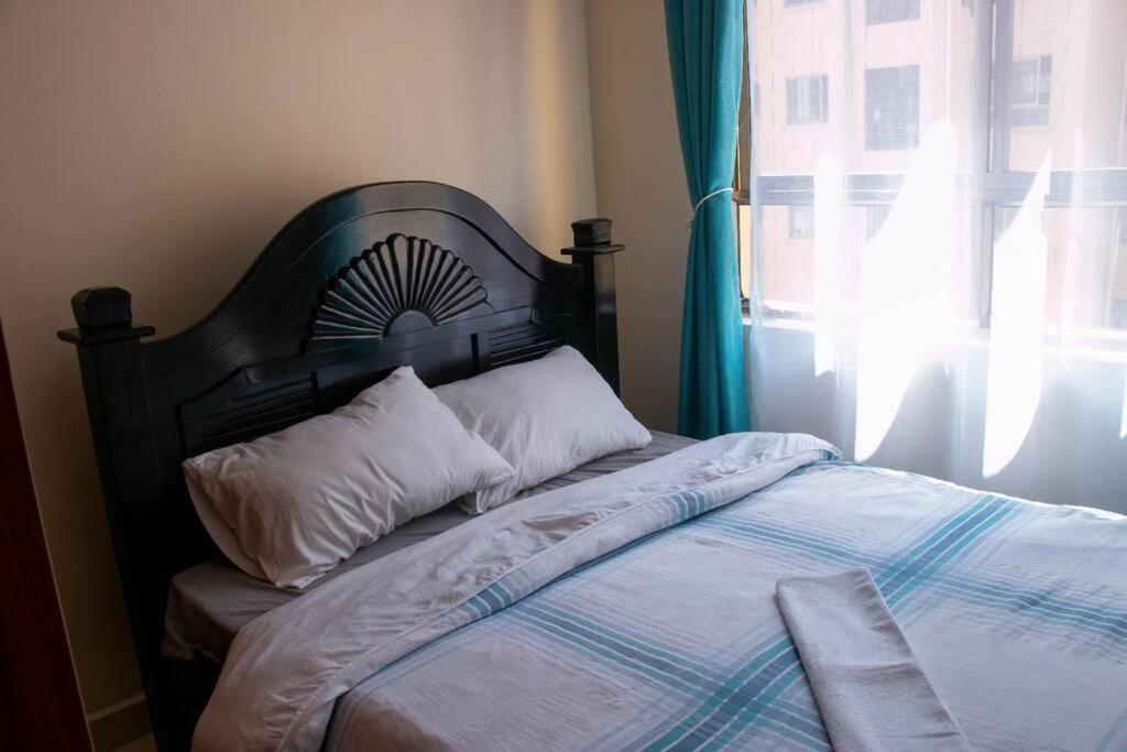Lovely Fully Furnished And Serviced 4-bedroom *