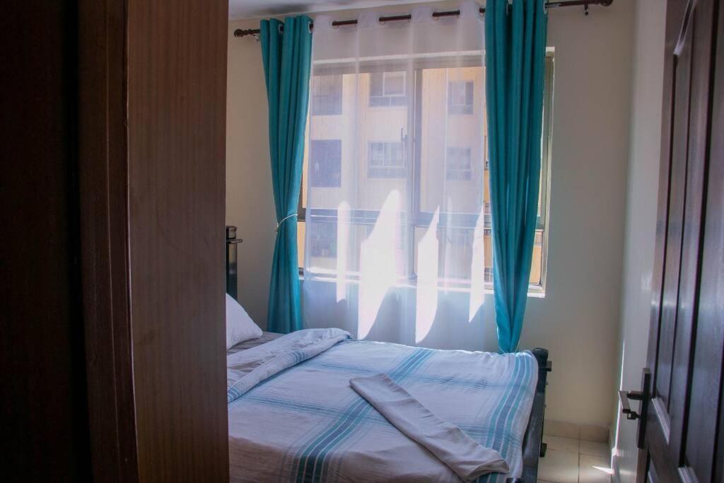 Lovely Fully Furnished And Serviced 4-bedroom Apartment
