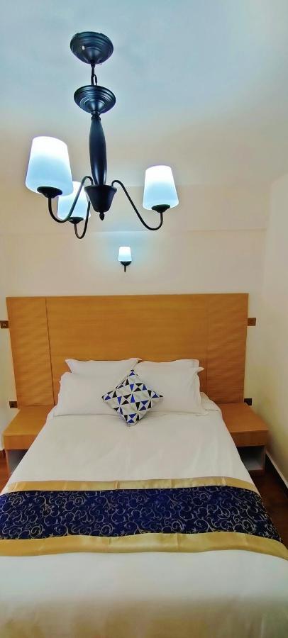 Hotel Hays 2*