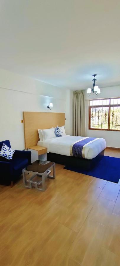 Hays Hotel 2*