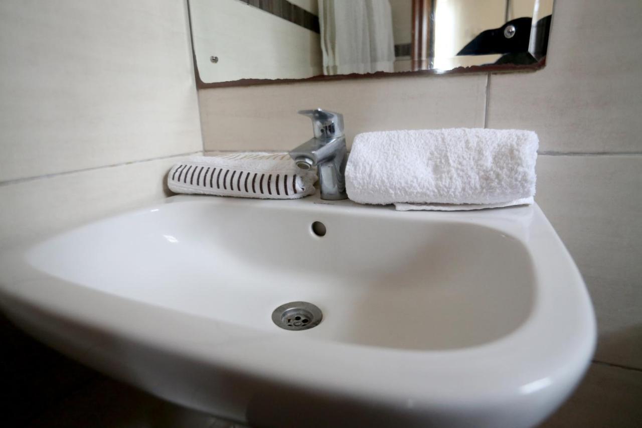 Esao Airport Suites * Nairobi