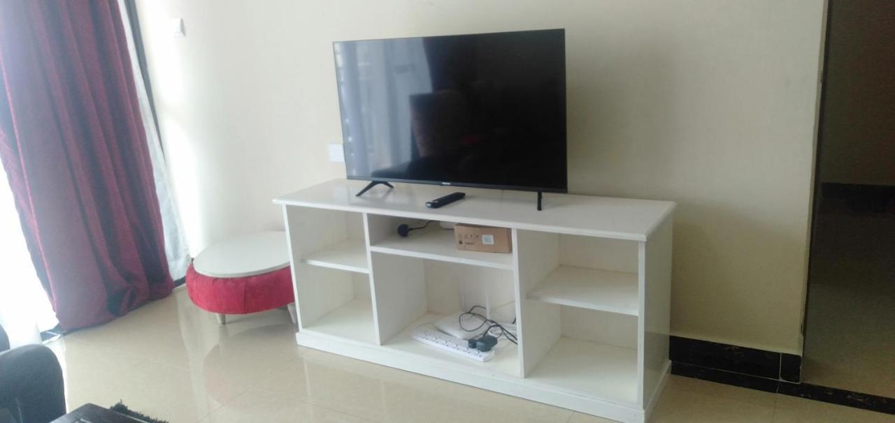 Apartment Slucie Serviced & Furnished *