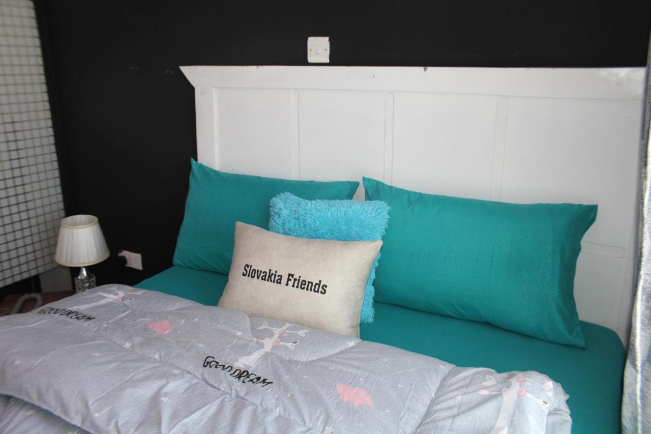 Amaya's Suites *