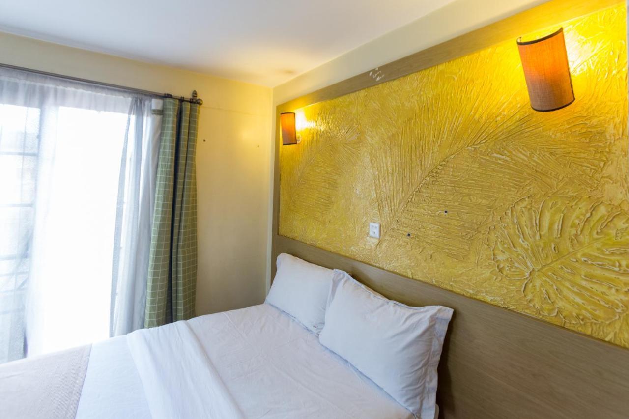 Cool Luxurious 3*