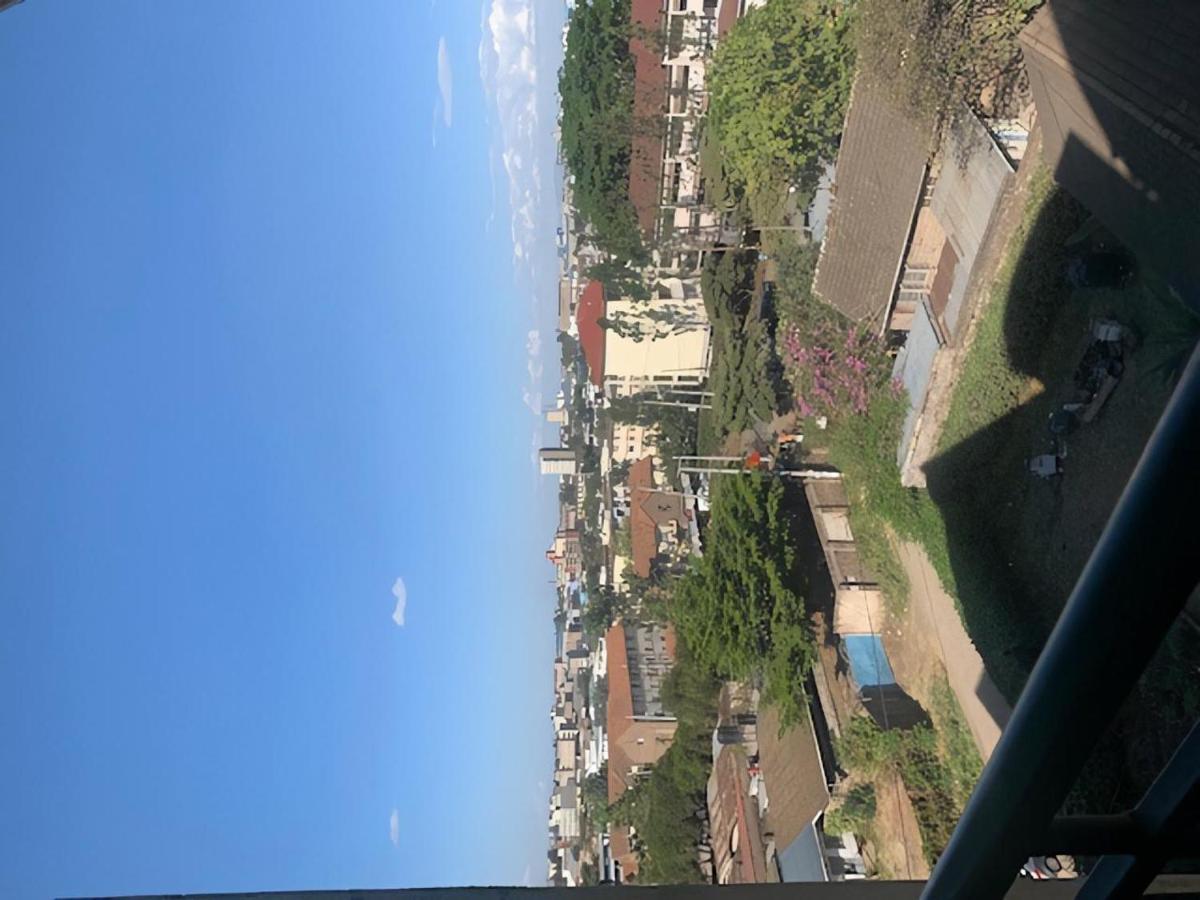 Apartment Peaceful And Lovely 1 Bedroom With A City View.