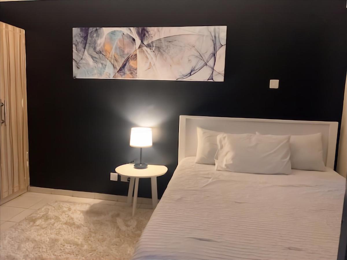 Peaceful And Lovely 1 Bedroom With A City View. Apartment *
