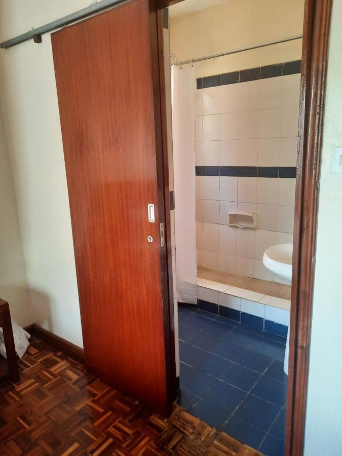 Lux Westlands Business * Nairobi