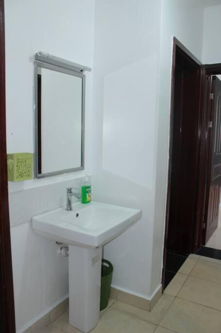 Lovely Emerald 3-bedroom Apartment Nairobi