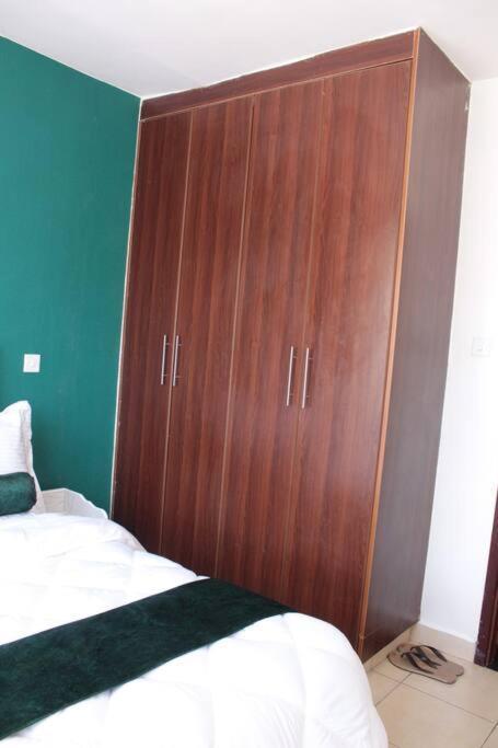 Apartment Lovely Emerald 3-bedroom