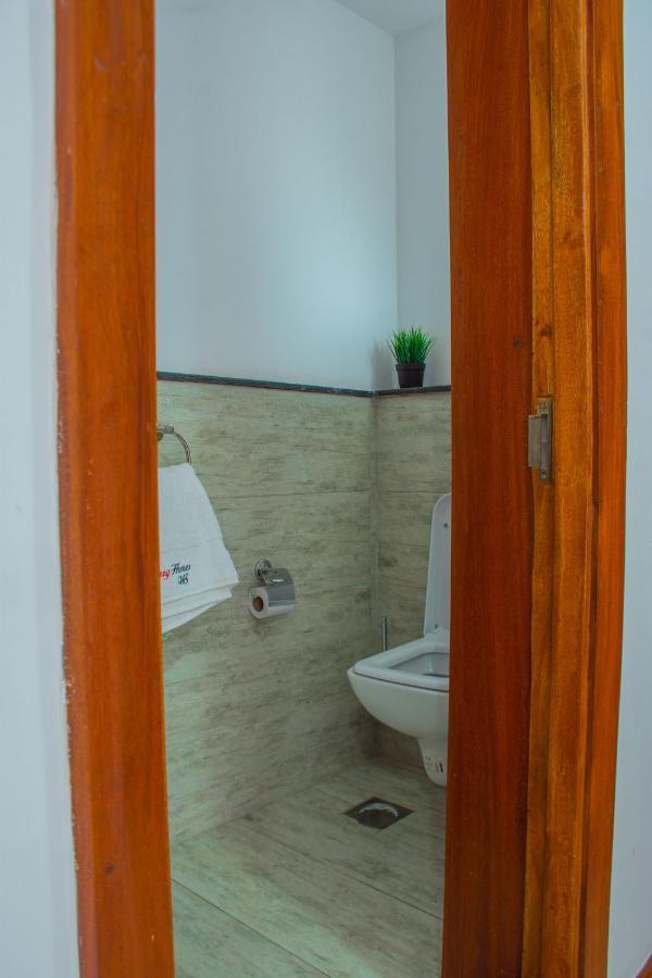Imagine By Benaa , Elegant 1br In Kilimani Wifi With Pool Apartment *