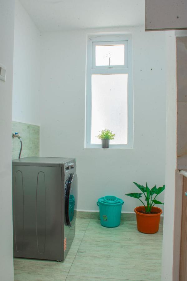 Imagine By Benaa , Elegant 1br In Kilimani Wifi With Pool Nairobi