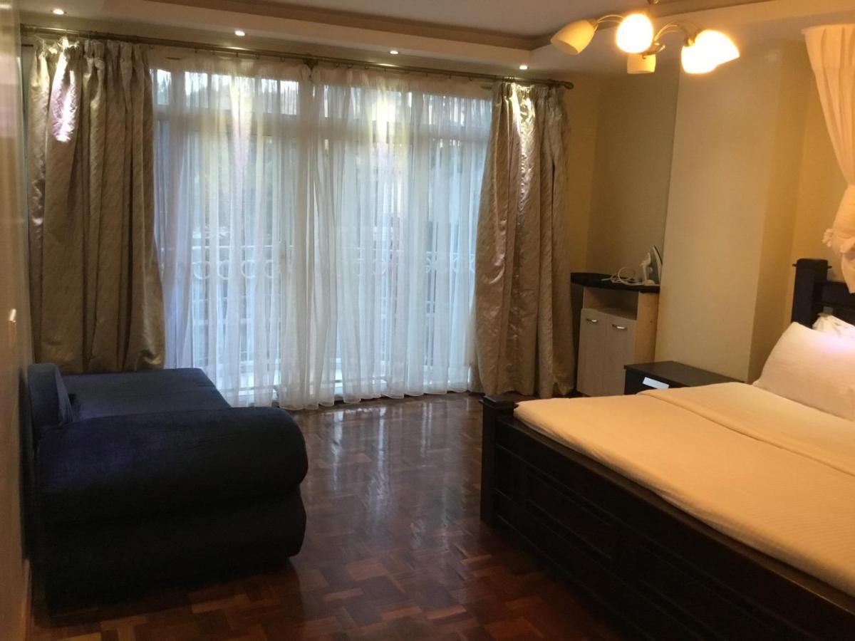 Yaya Brooks - Tomax Apartamento Nairobi